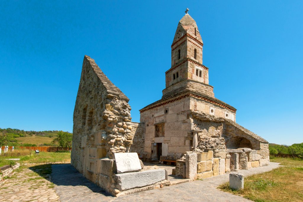 Biserica Densuș